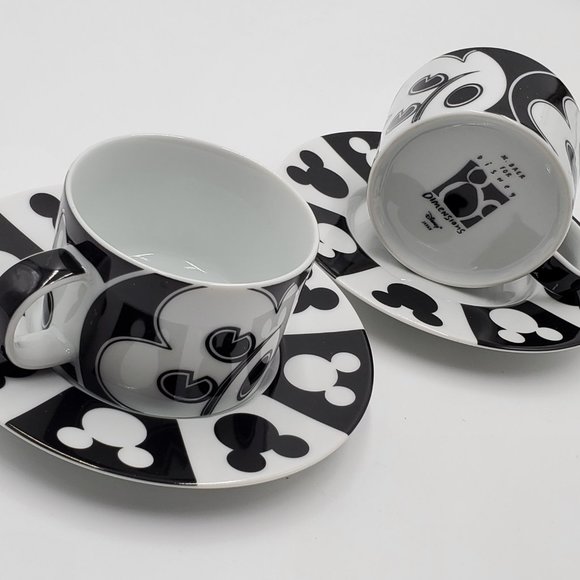 Disney Dimensions Japan - Black & White Mickey cups & saucers - Picture 8 of 16
